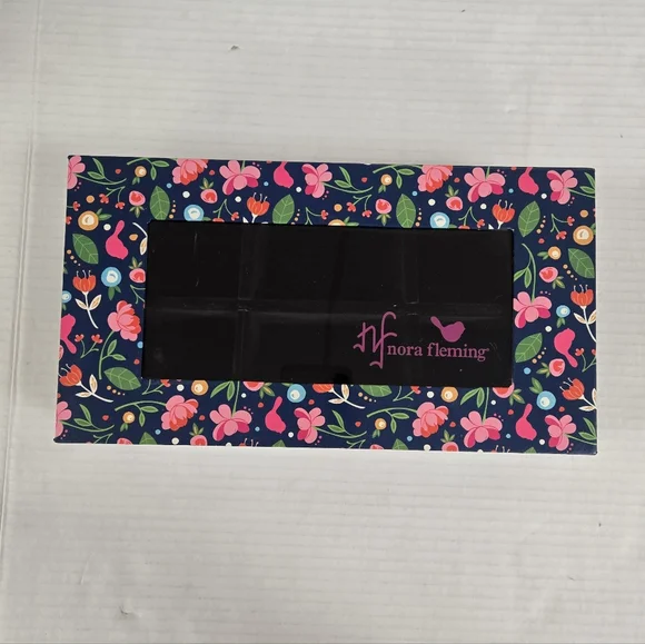 Nora Fleming Mini Display Case - Picture 3 of 5